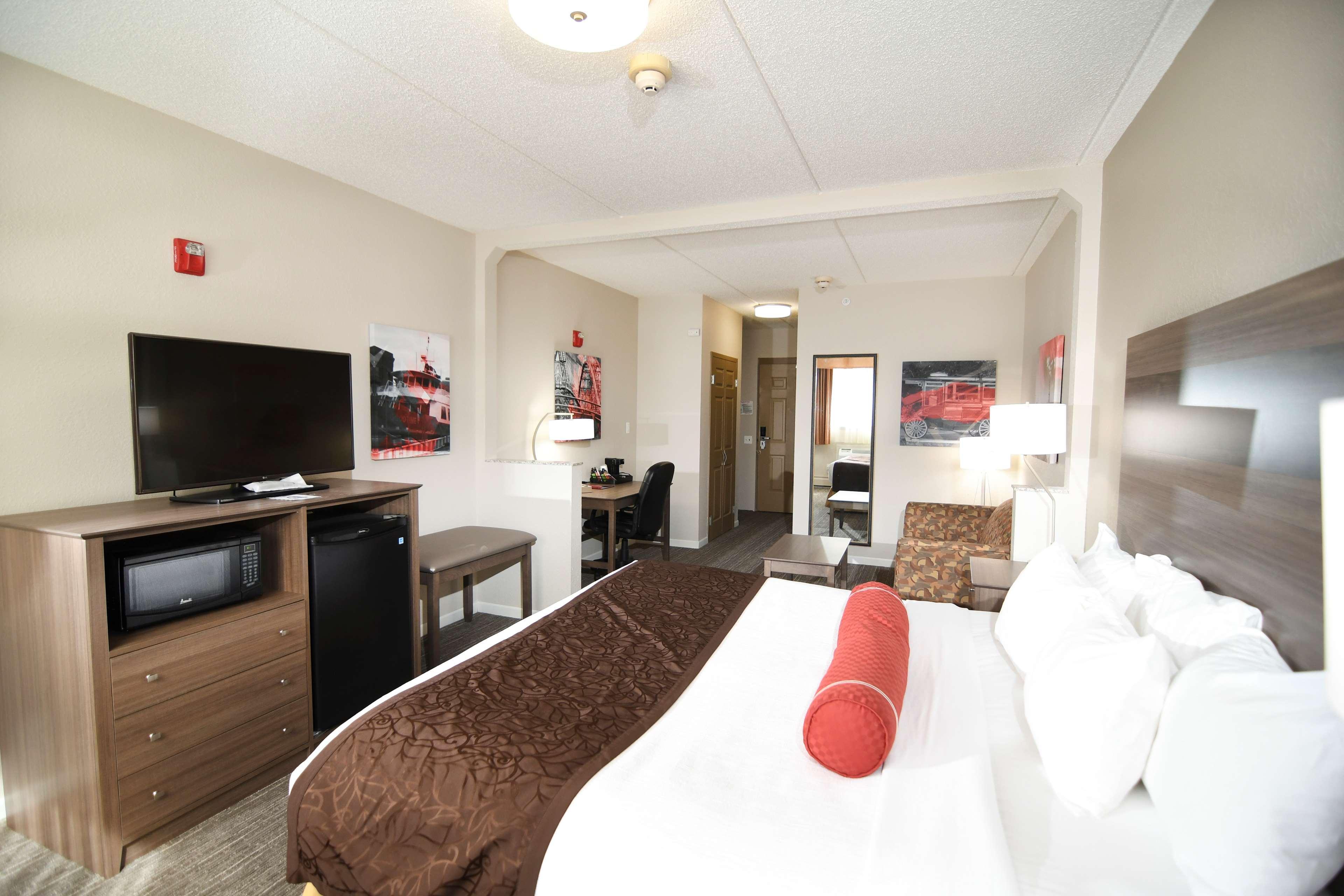 Best Western Plus Sandusky Hotel & Suites Exterior foto