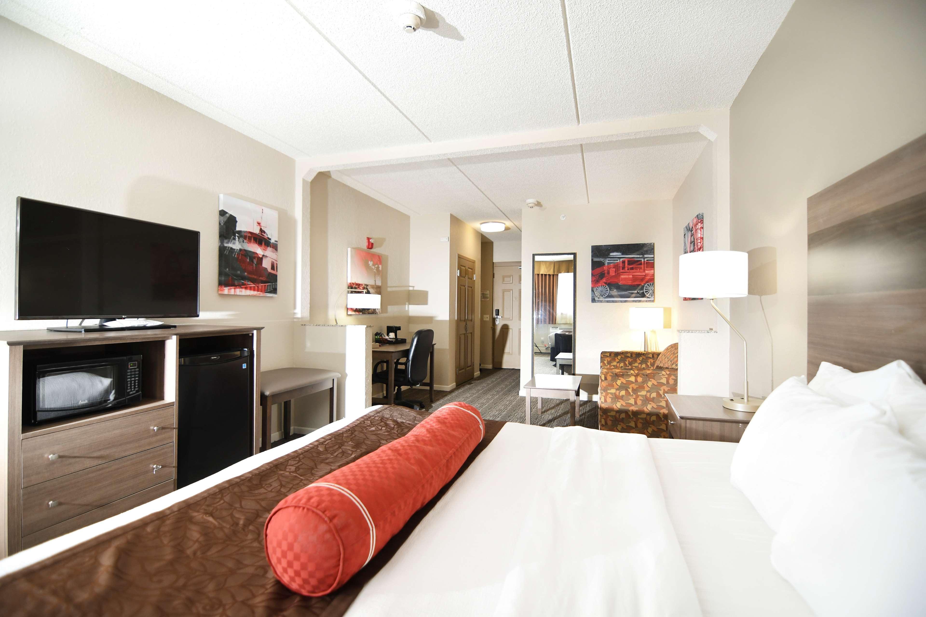 Best Western Plus Sandusky Hotel & Suites Exterior foto