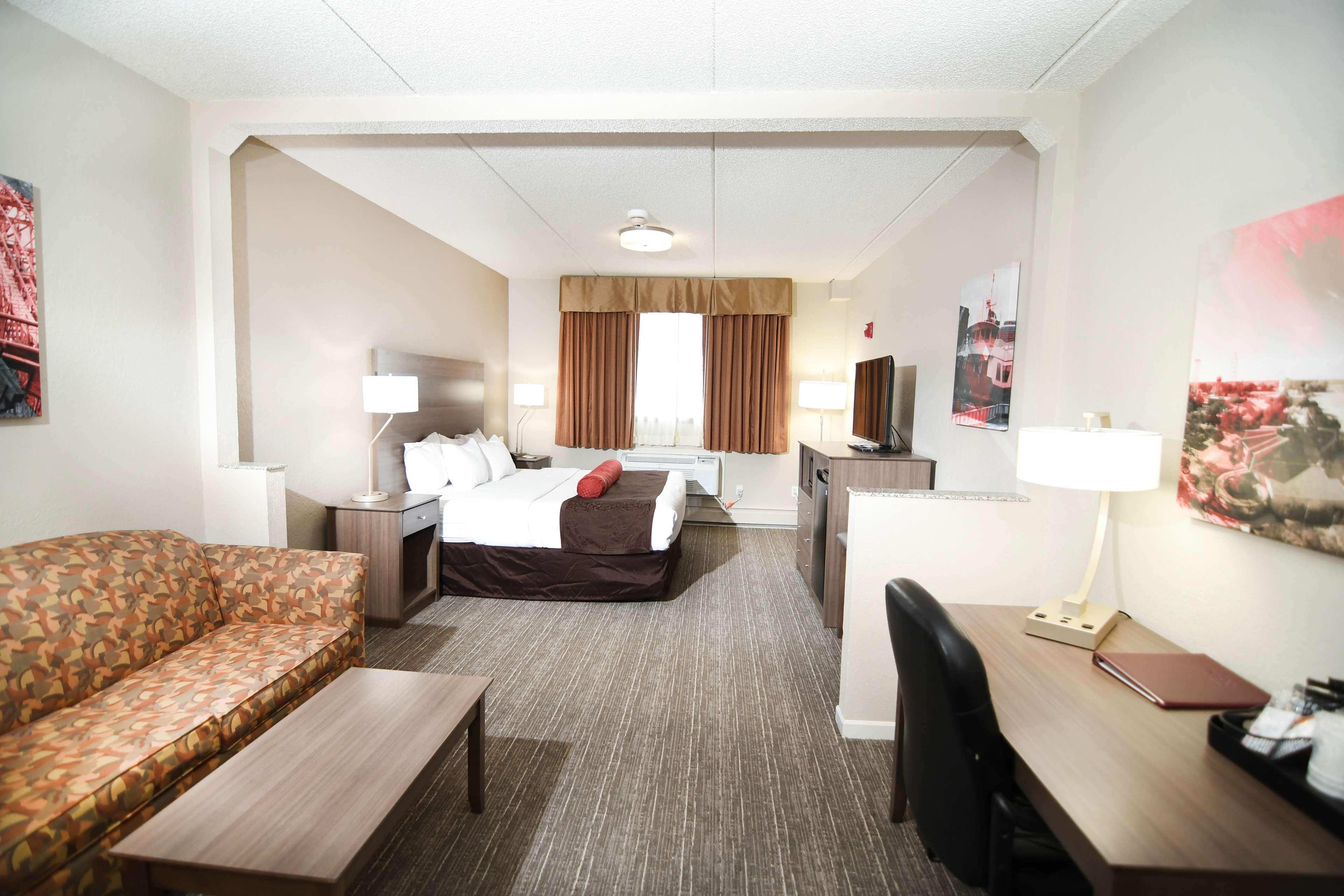 Best Western Plus Sandusky Hotel & Suites Exterior foto