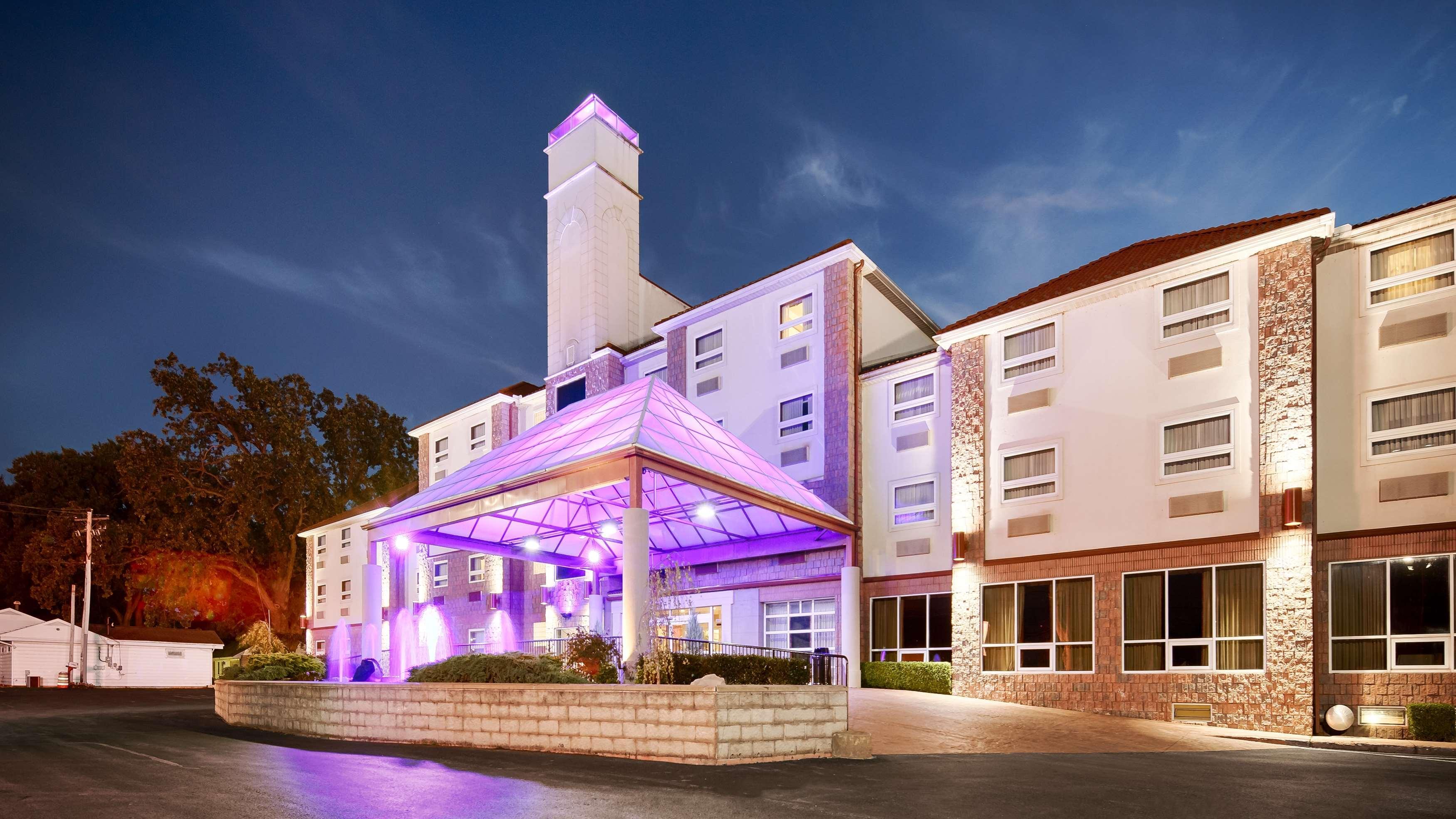 Best Western Plus Sandusky Hotel & Suites Exterior foto