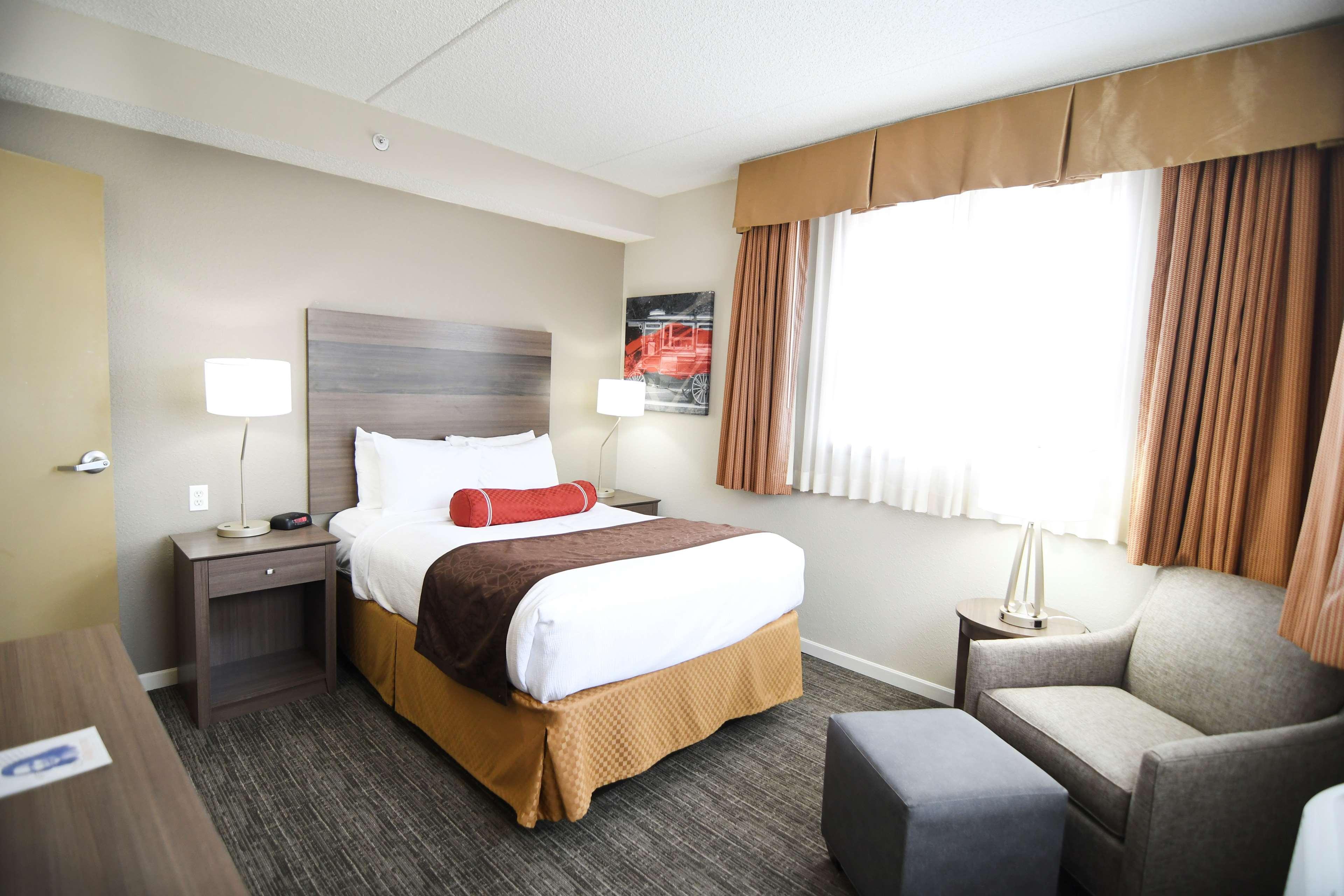 Best Western Plus Sandusky Hotel & Suites Exterior foto