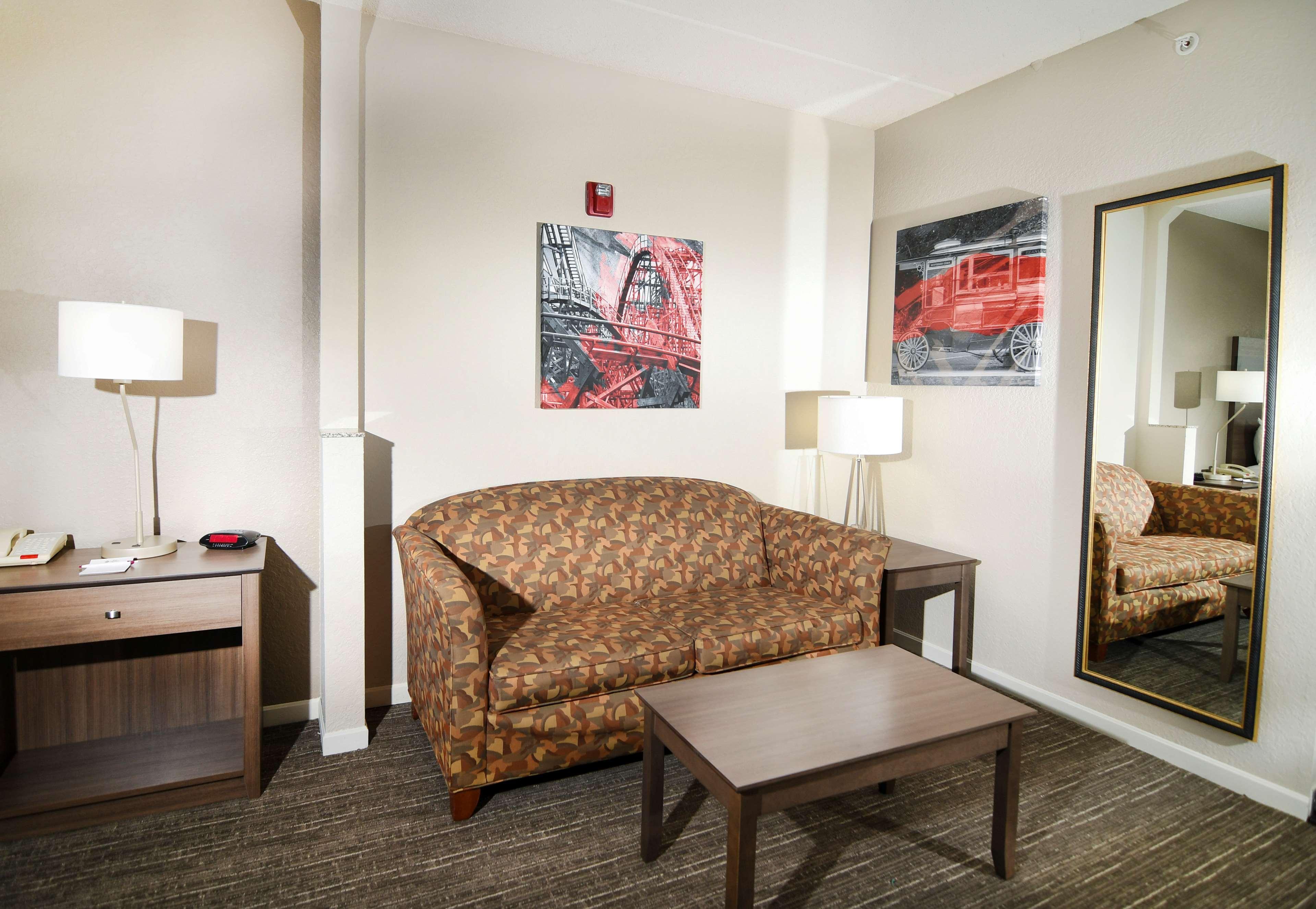 Best Western Plus Sandusky Hotel & Suites Exterior foto